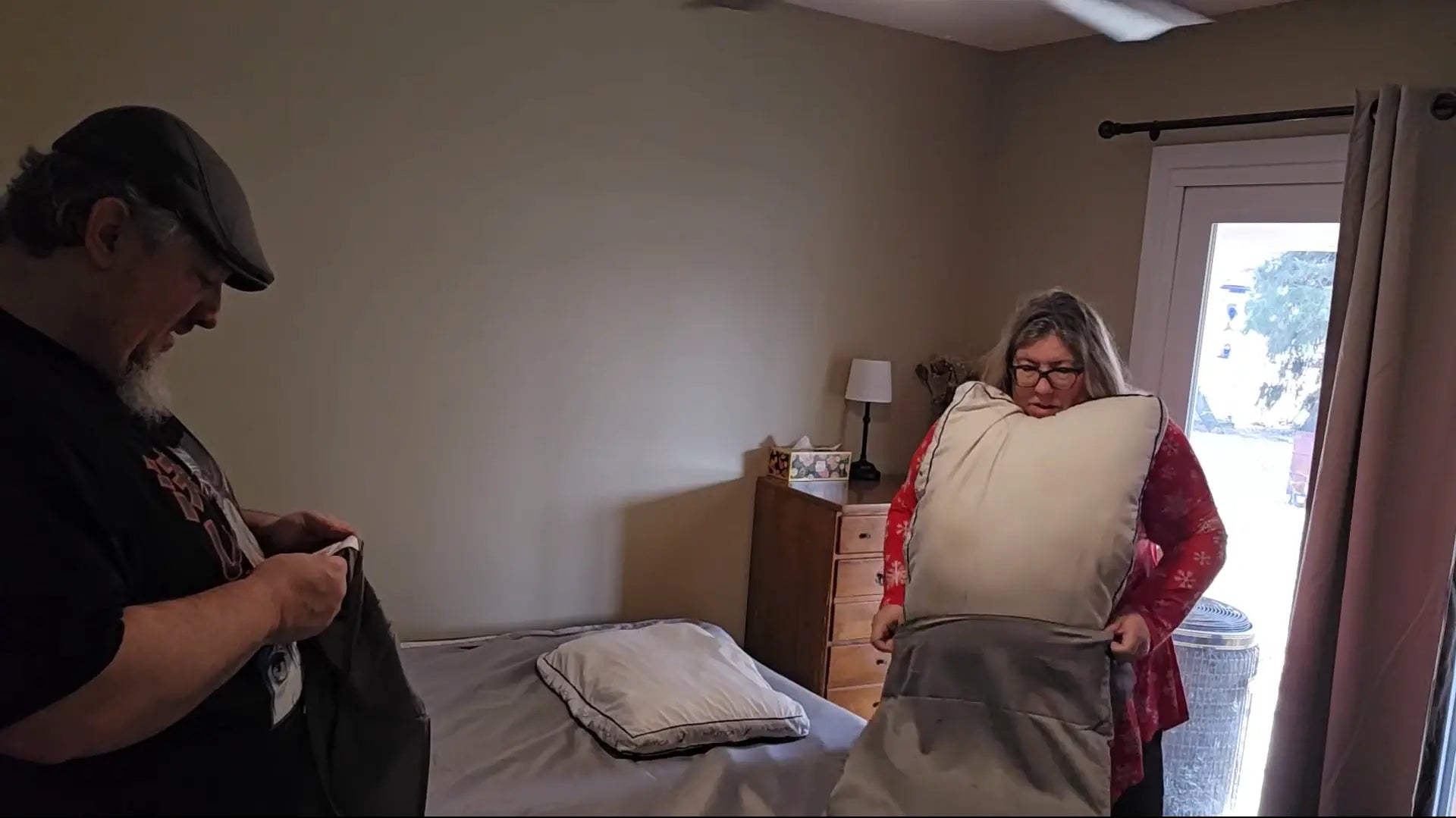 Why Redssen Easy Zip Duvet Cover is Perfect for Seniors?