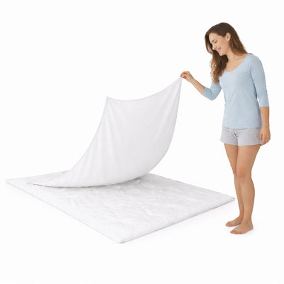 Redssen duvet cover with patented 3-sided zip opening design #color_cloud-white