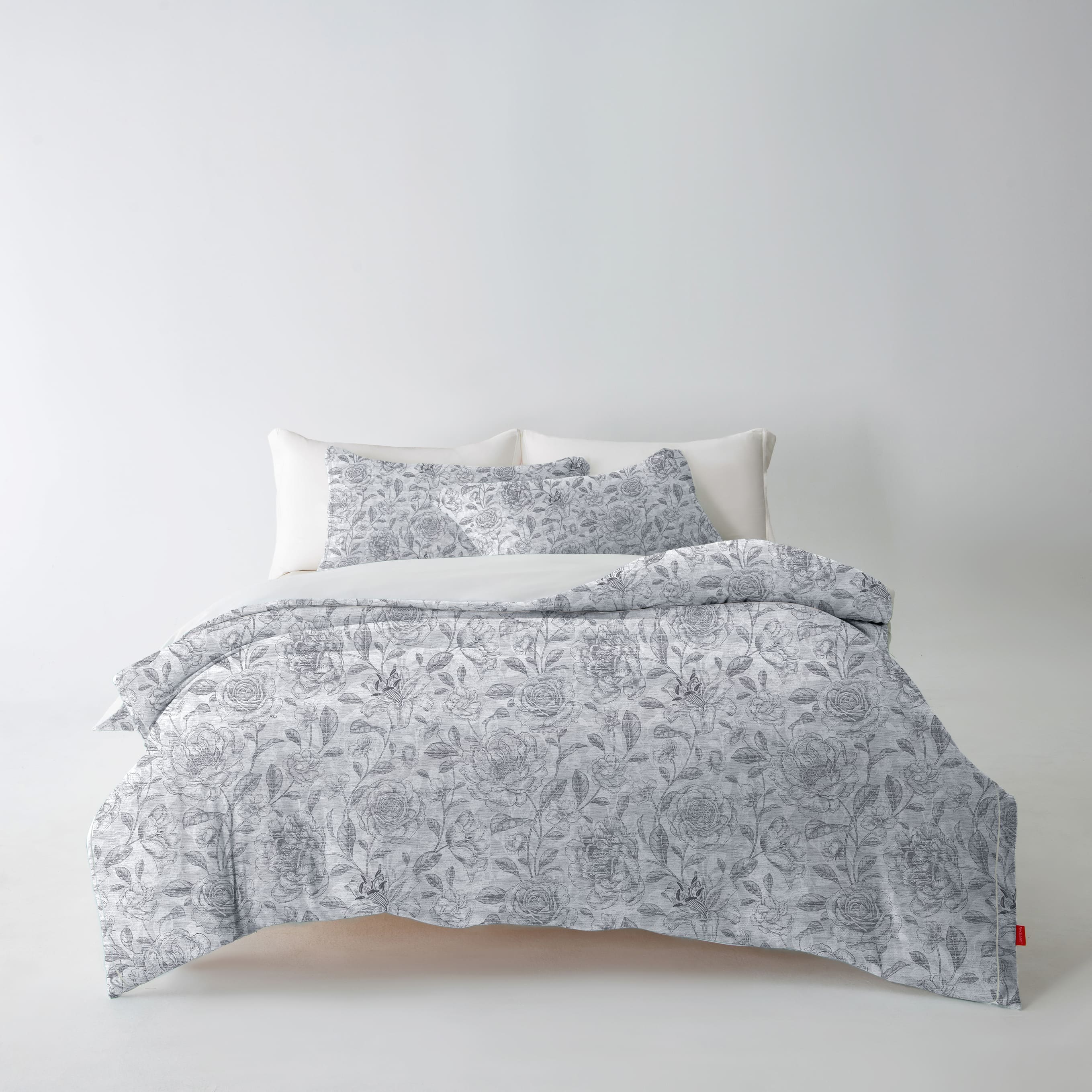 #color_grey-bloom-floral
